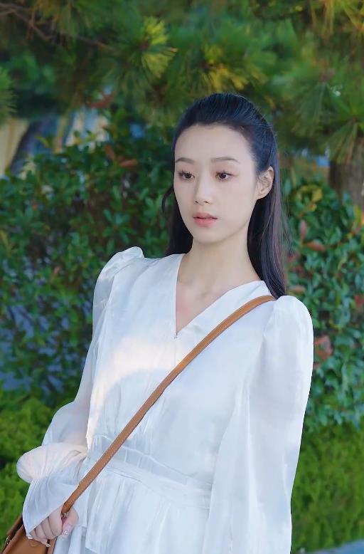 假千金归来竟是真大佬 第01集